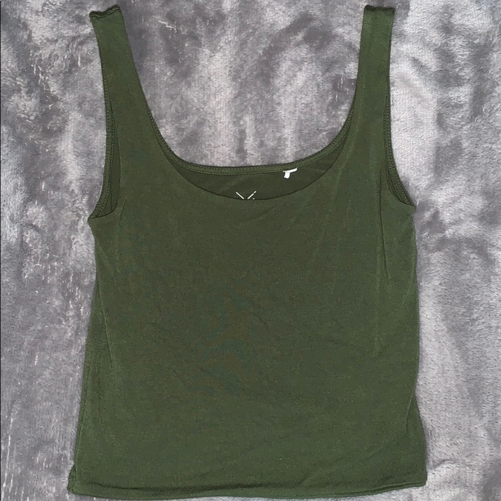 XS army green cropped tank top WORN 3 TIMES
